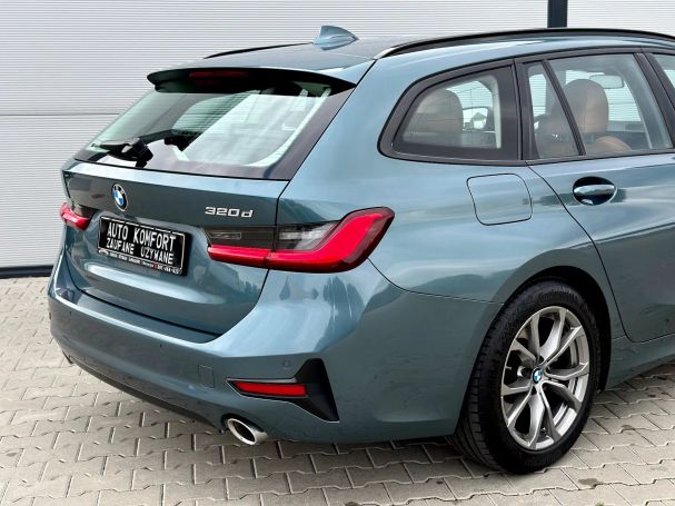 BMW 320d Touring Sport Line 140 kW image number 15