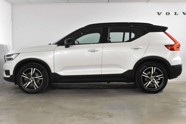 Volvo XC40 T4 140 kW image number 8