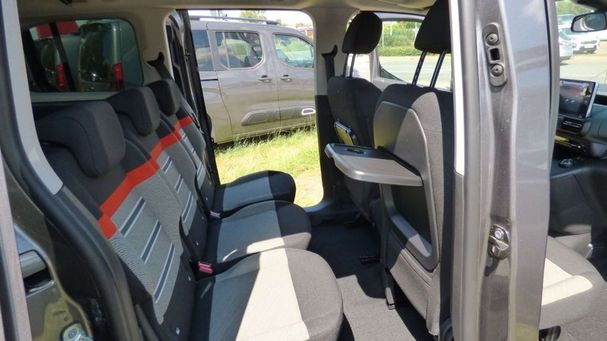 Citroen Berlingo XL PureTech 130 EAT8 SHINE 96 kW image number 6