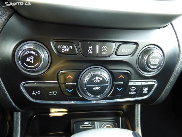 Jeep Cherokee 2.2 I 147 kW image number 47