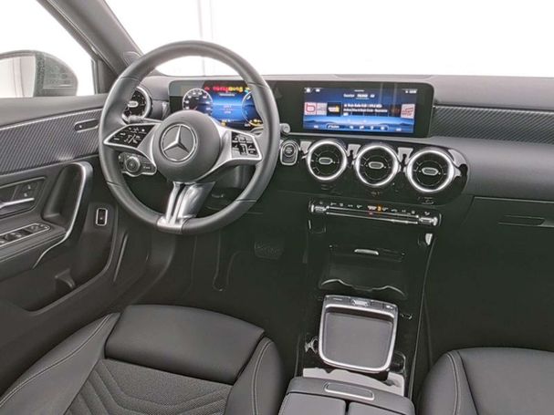 Mercedes-Benz A 250 e 160 kW image number 8