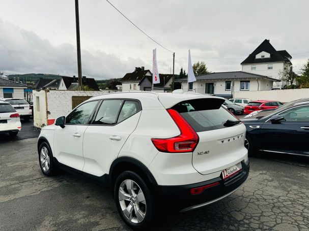 Volvo XC40 Momentum 140 kW image number 5