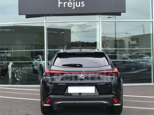 Lexus UX F SPORT 135 kW image number 9