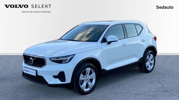 Volvo XC40 T2 Core 95 kW image number 1