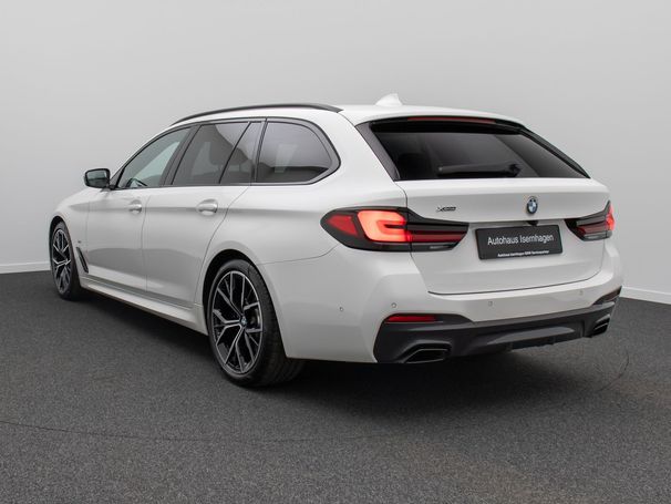 BMW 530d Touring M xDrive 210 kW image number 13