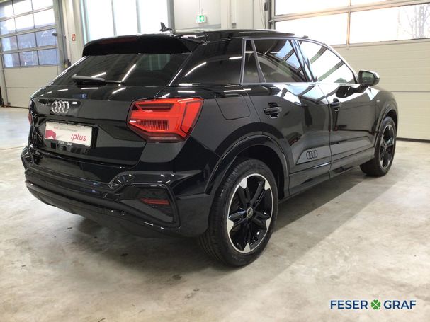 Audi Q2 30 TFSI S-line 81 kW image number 2