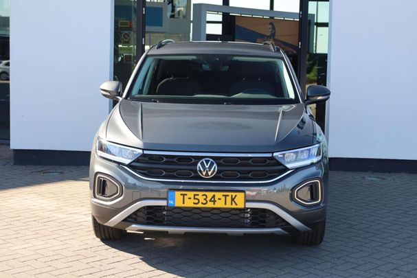 Volkswagen T-Roc 1.0 TSI T-Roc 81 kW image number 2