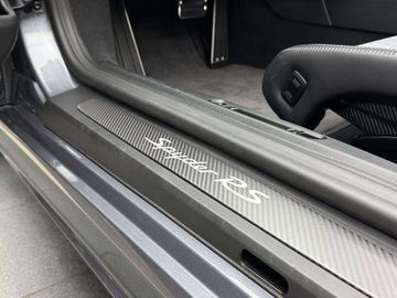 Car image 37