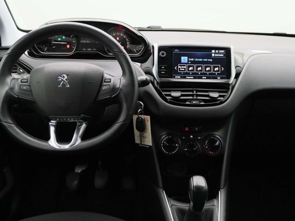 Peugeot 208 PureTech Signature 60 kW image number 7