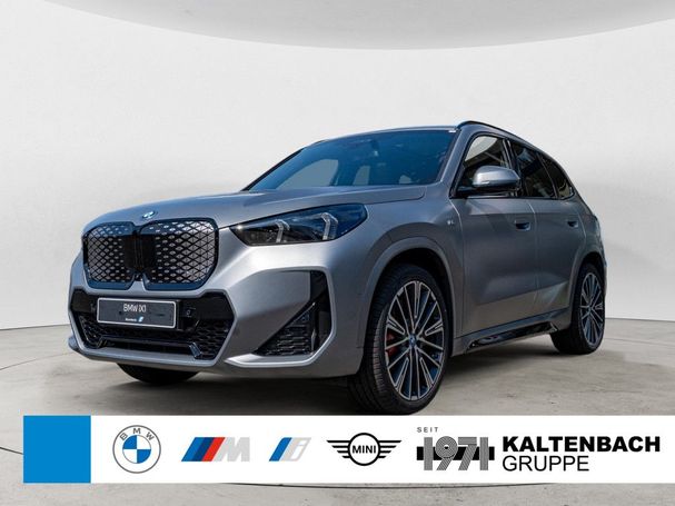 BMW iX1 xDrive30 M Sport 230 kW image number 1