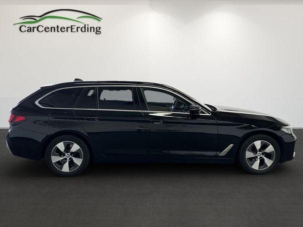 BMW 520d Touring xDrive 140 kW image number 3