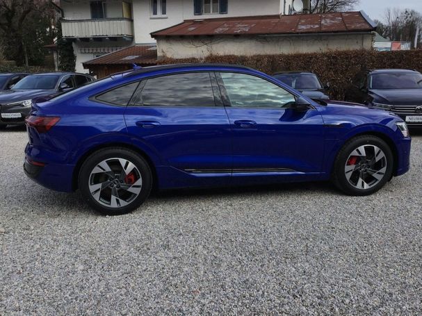 Audi Q8 50 quattro e-tron S-line Sportback 250 kW image number 19