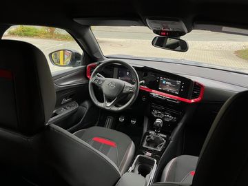 Car image 13