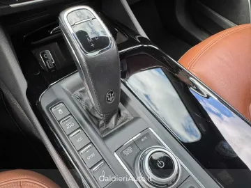 Car image 35