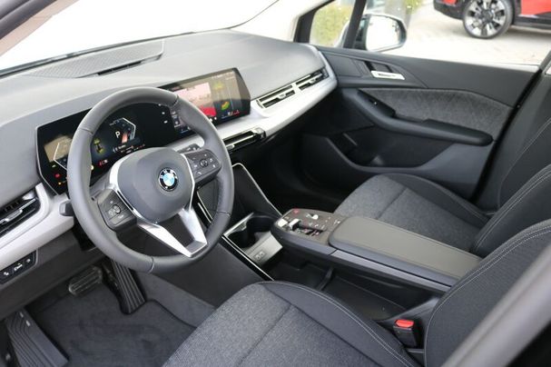 BMW 216i Active Tourer Active Tourer 90 kW image number 4