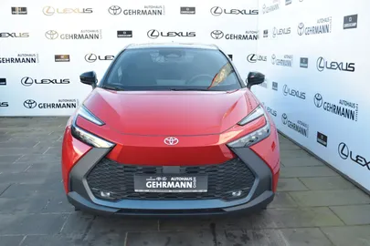 Car image 2