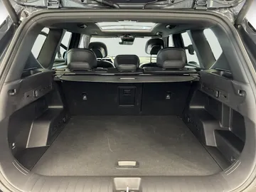 Car image 33