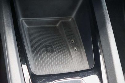 Car image 29