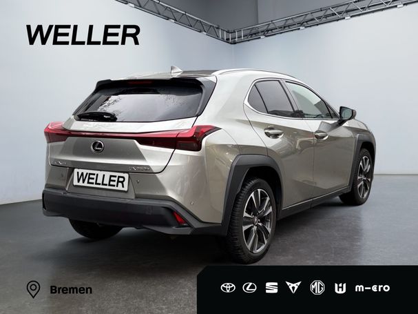 Lexus UX 250h 135 kW image number 17