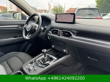 Car image 27