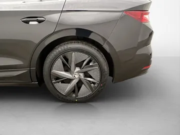 Car image 38