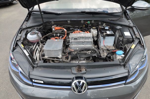 Volkswagen Golf 100 kW image number 36