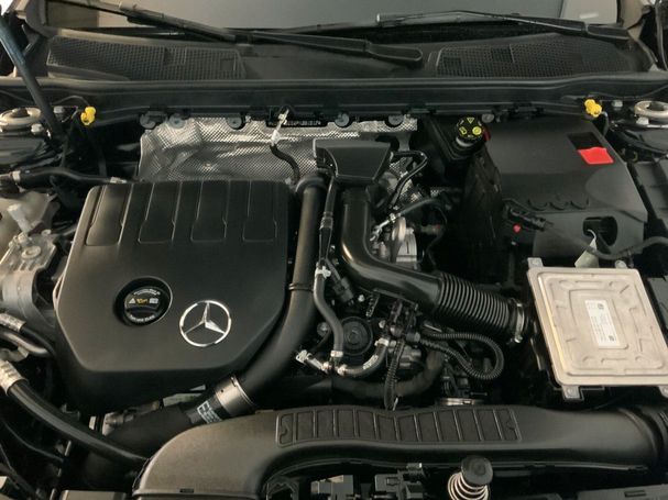 Mercedes-Benz CLA 180 100 kW image number 12