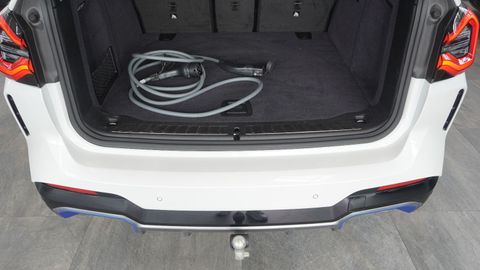 Car image 40