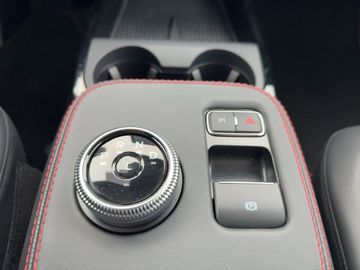 Car image 26