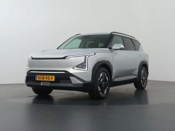 Car image 48