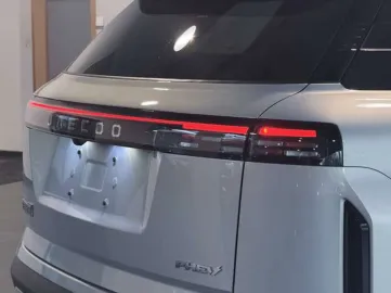 Car image 35
