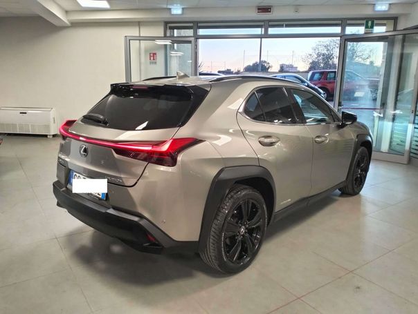 Lexus UX 250h 107 kW image number 6