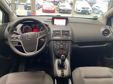 Car image 15