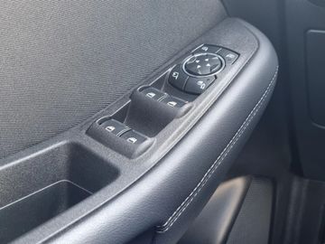 Car image 31