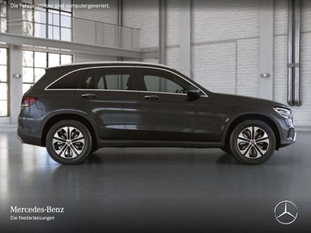 Mercedes-Benz GLC 300 e 235 kW image number 23