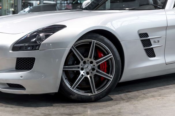 Mercedes-Benz SLS AMG Roadster 420 kW image number 25