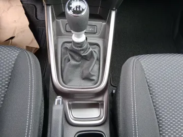 Car image 21