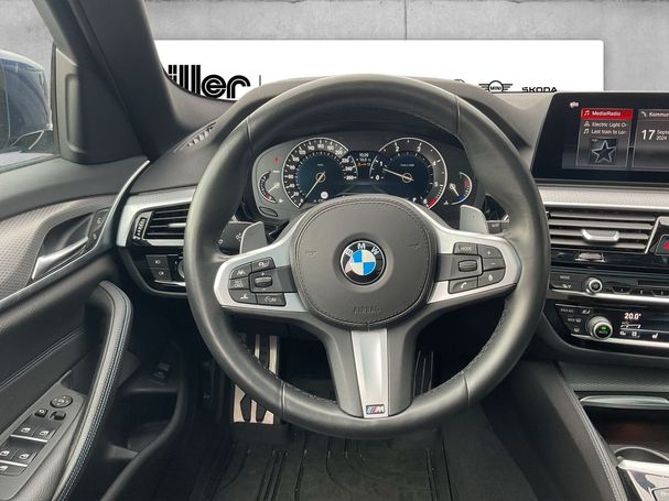 BMW 540d Touring xDrive 235 kW image number 13