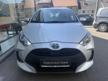 Car image 2