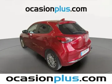 Car image 3