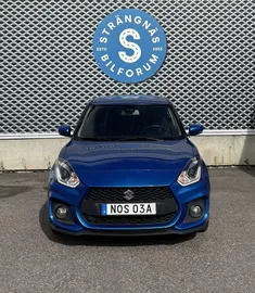 Car image 4