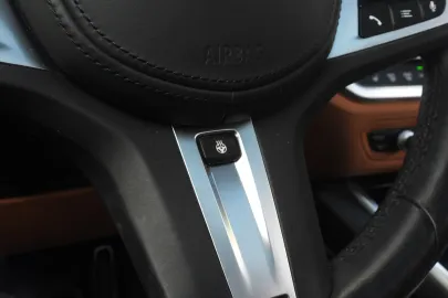 Car image 46