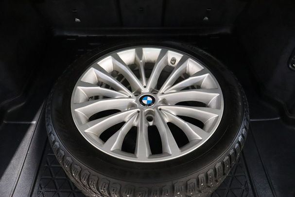 BMW 530i Touring xDrive 185 kW image number 7