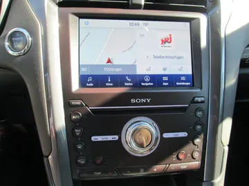Car image 28