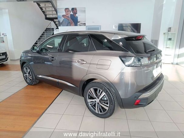 Peugeot 3008 Hybrid e-EAT8 165 kW image number 4