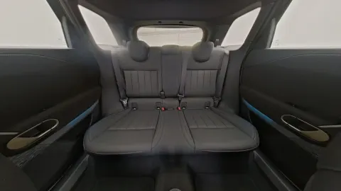 Car image 48
