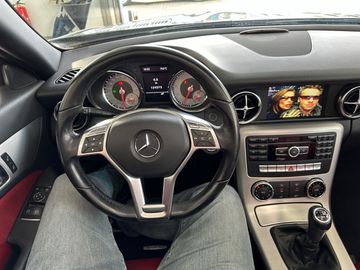 Car image 23