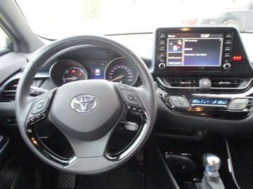 Car image 10