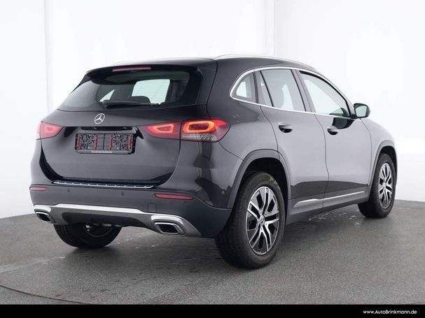 Mercedes-Benz GLA 180 100 kW image number 2