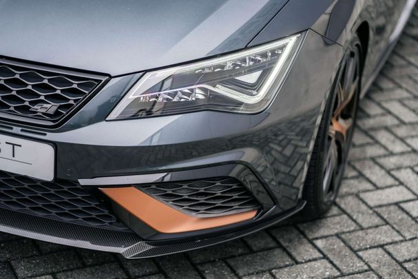 Seat Leon Cupra 220 kW image number 8